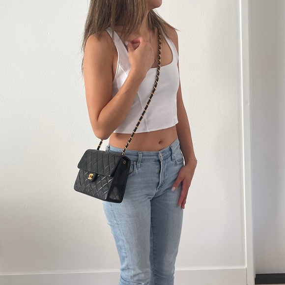 Authentic Chanel classic crossbody flap bag - Picture 10 of 13